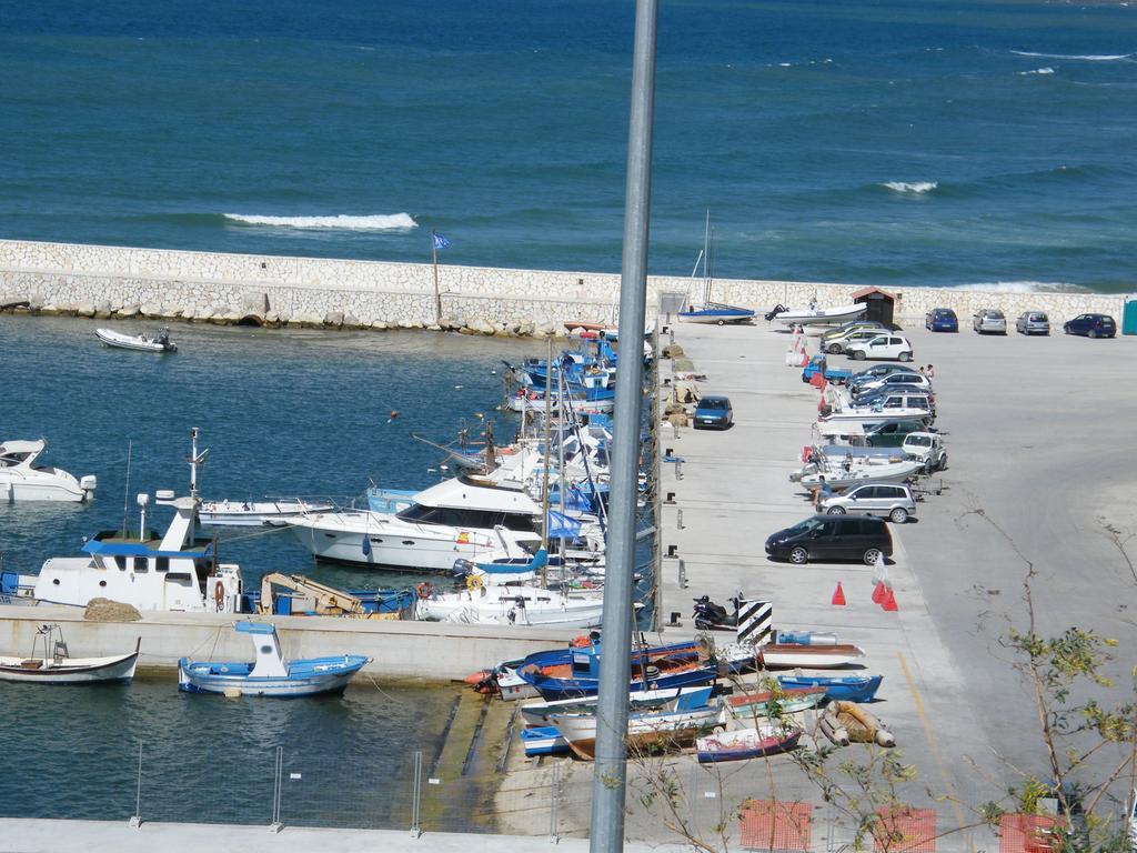 Apartamento Loft Sul Mare Balestrate Exterior foto